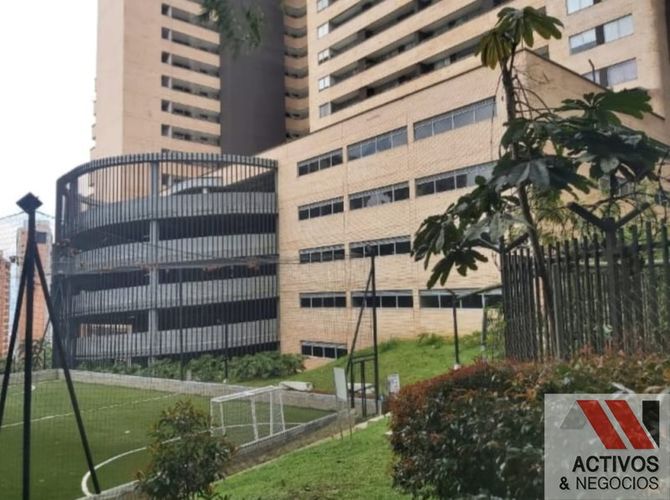Apartamento de 2 alcobas en venta en Los Balsos, Medellín, 104 m² · foto 6 de 24