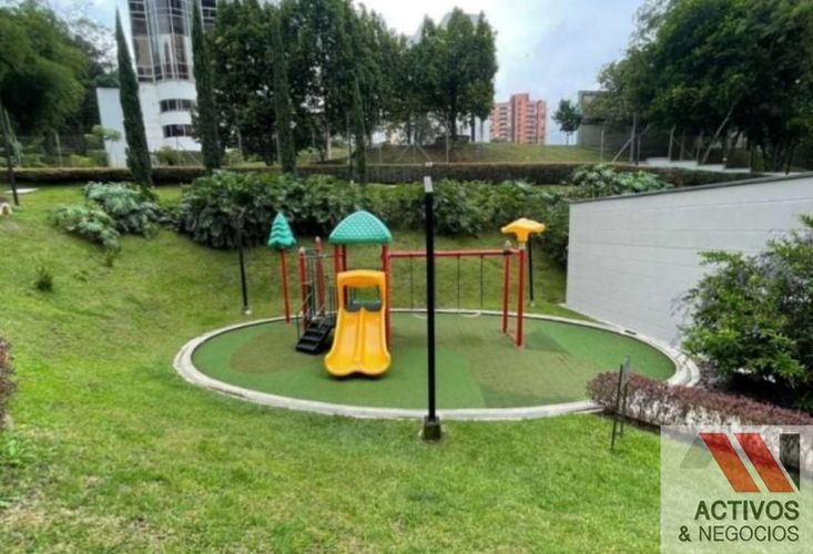 Apartamento de 2 alcobas en venta en Los Balsos, Medellín, 104 m² · foto 8 de 24
