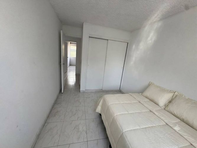 Apartamento de 3 alcobas en venta en San Francisco, Bucaramanga, 73 m² · foto 10 de 24