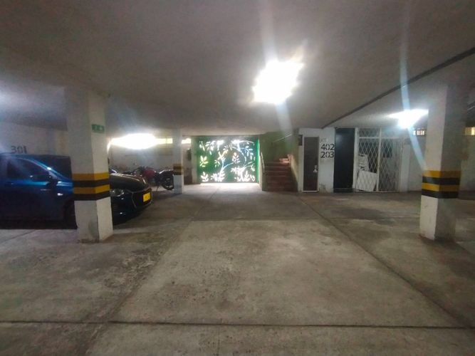 Apartamento de 3 alcobas en venta en San Francisco, Bucaramanga, 73 m² · foto 23 de 24