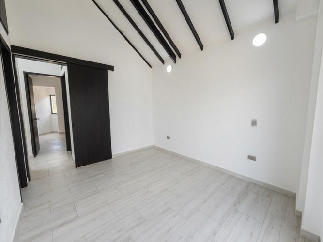 Casa de 3 alcobas en venta en La Ceja, 155 m² · foto 17 de 18