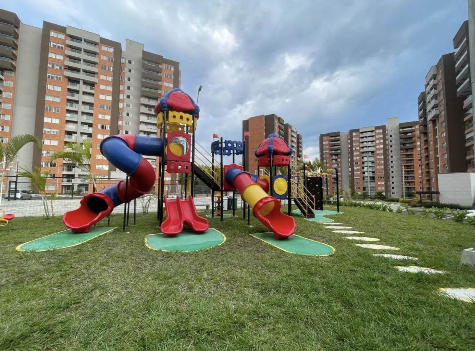 Apartamento en venta en Cerritos, Pereira · foto 2 de 18