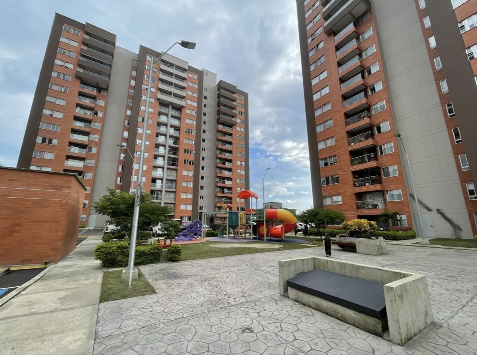 Apartamento en venta en Cerritos, Pereira · foto 3 de 18