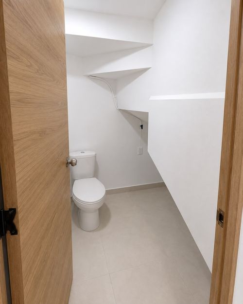 Local en arriendo en El Dorado, Envigado, 85 m² · foto 4 de 4