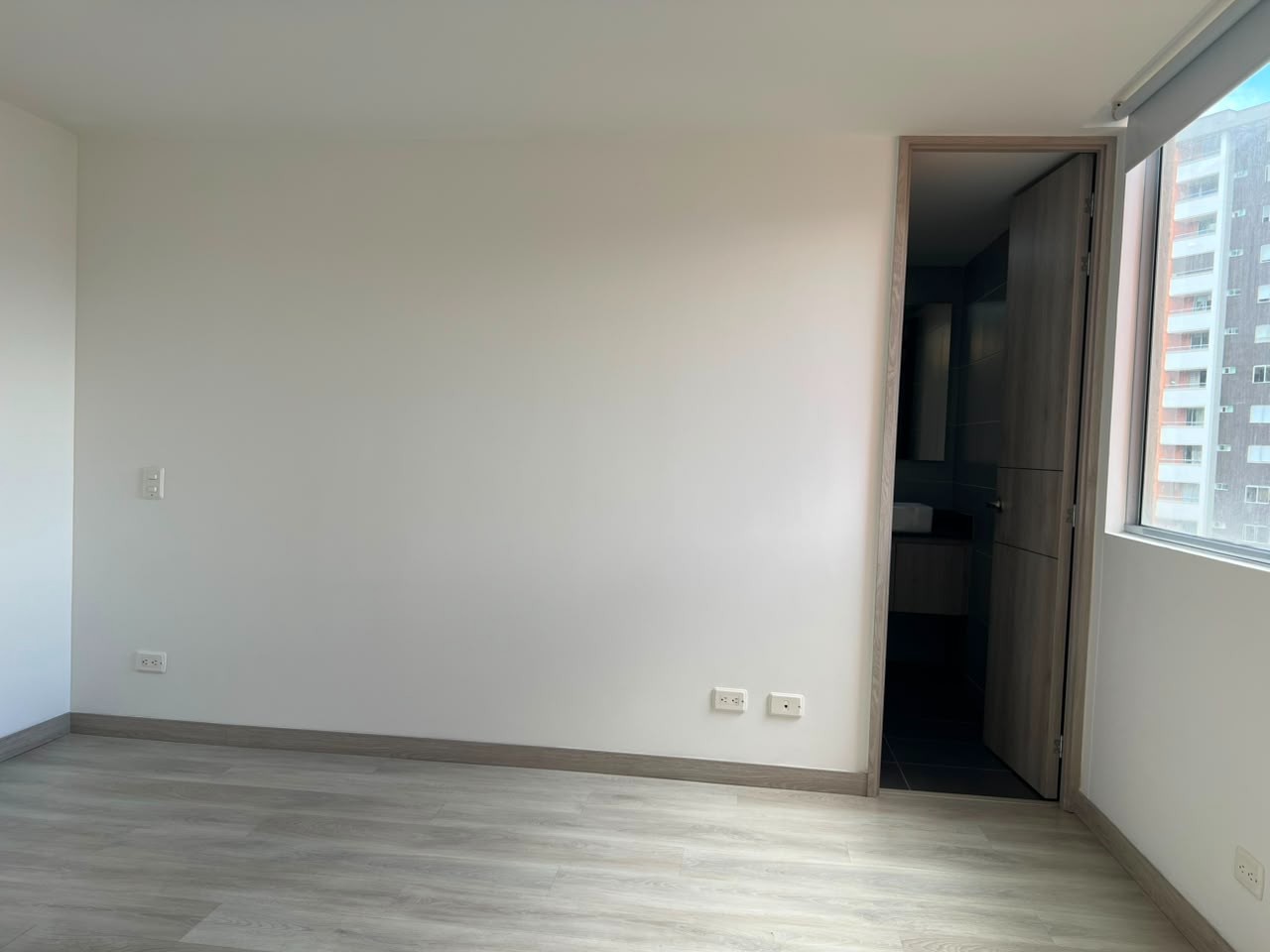 Apartamento en arriendo en Loma Benedictinos, Envigado · foto 5 de 19