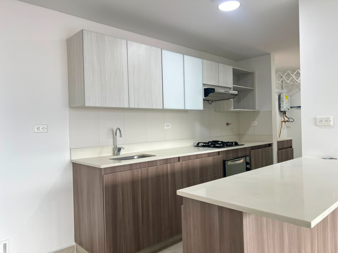 Apartamento en arriendo en Loma Benedictinos, Envigado · foto 15 de 19