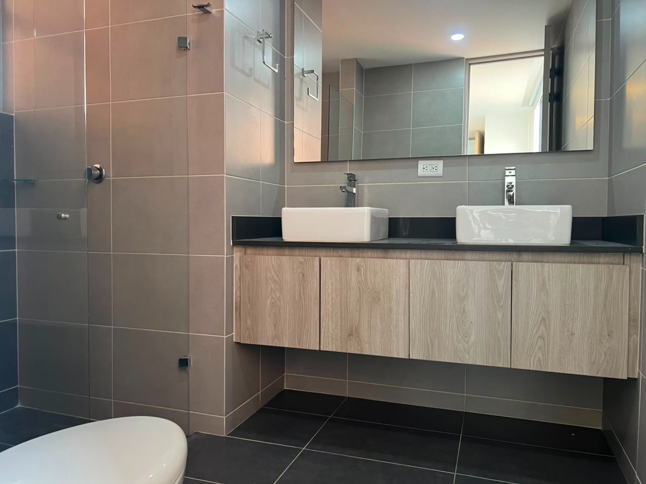 Apartamento en arriendo en Loma Benedictinos, Envigado · foto 19 de 19
