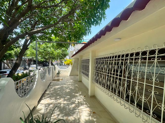 Casa en venta en La Castellana, Cartagena · foto 2 de 24