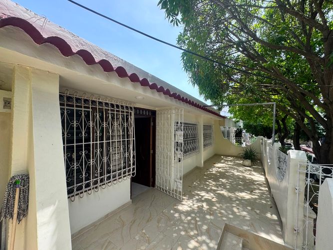 Casa en venta en La Castellana, Cartagena · foto 3 de 24