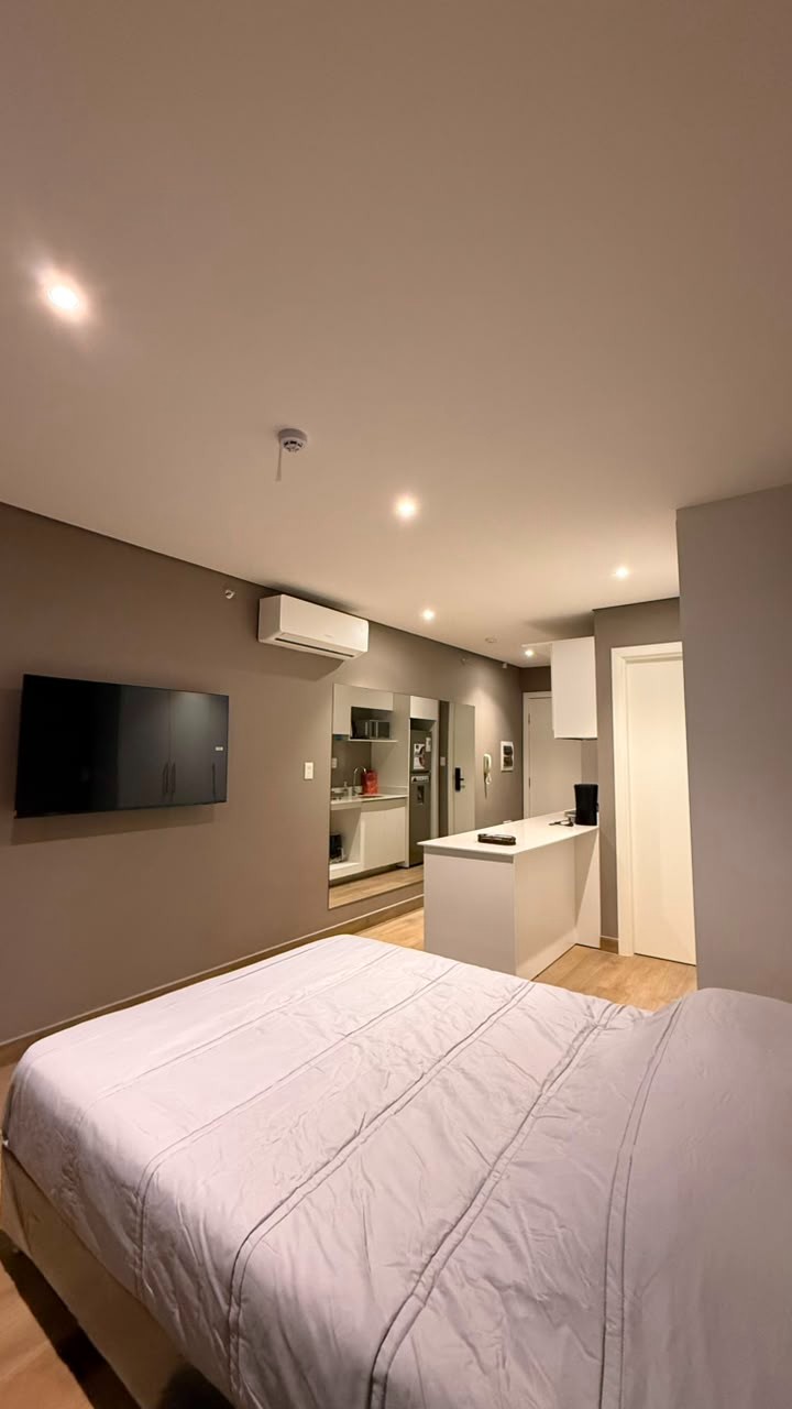 Departamento en alquiler con baja de precio en Villa Morra