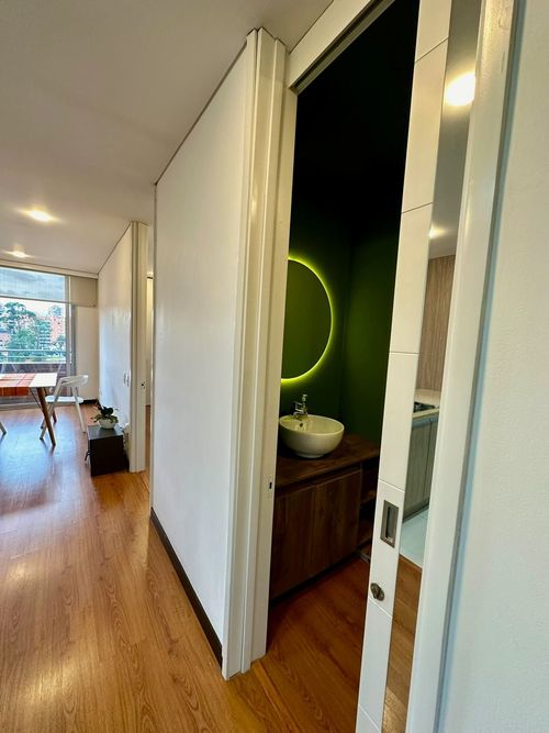 Apartamento de 1 alcoba en arriendo en Chico Norte, Bogotá, 56 m² · foto 2 de 13