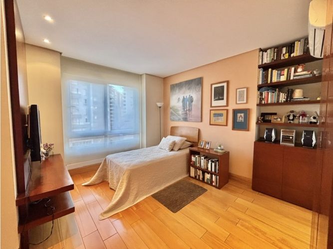 Apartamento de 2 alcobas en venta en Normandia, Cali, 185 m² · foto 18 de 24