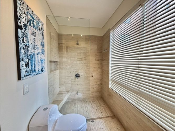Apartamento de 2 alcobas en venta en Normandia, Cali, 185 m² · foto 22 de 24