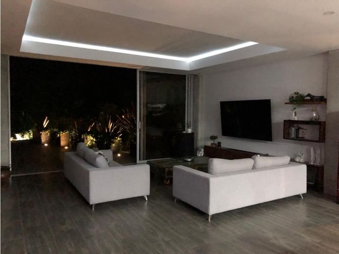 Casa de 4 alcobas en venta en La Pradera, Envigado, 514 m² · foto 10 de 20