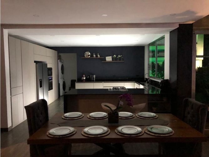 Casa de 4 alcobas en venta en La Pradera, Envigado, 514 m² · foto 15 de 20