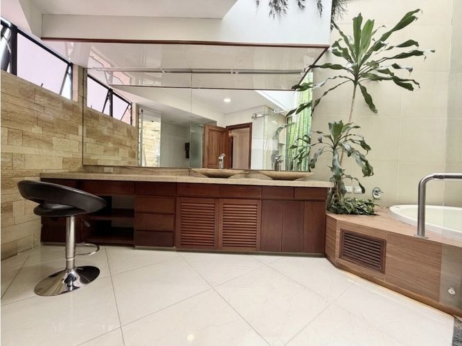 Apartamento de 4 alcobas en venta en Arboledas, Cali, 480 m² · foto 16 de 24