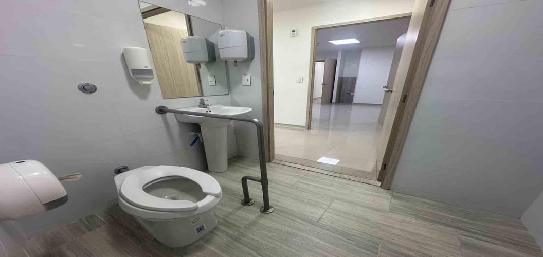 Local en arriendo en Fundadores, Armenia, 133 m² · foto 21 de 24