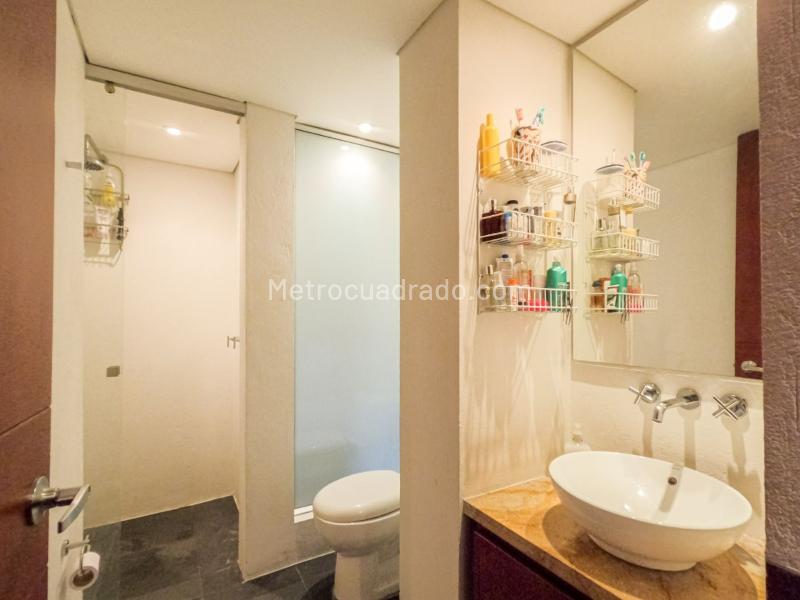 Apartamento en venta en Los Rosales, Bogotá · foto 8 de 20