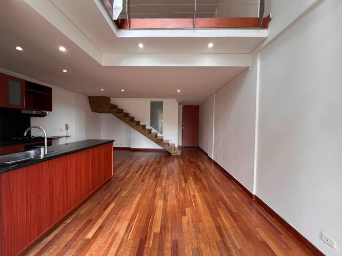 Apartamento de 1 alcoba en arriendo en El Poblado, Medellín, 74 m² · foto 3 de 11