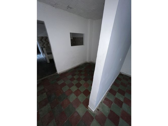 Casa de 6 alcobas en venta en Manuela Beltran, Cali, 170 m² · foto 5 de 10