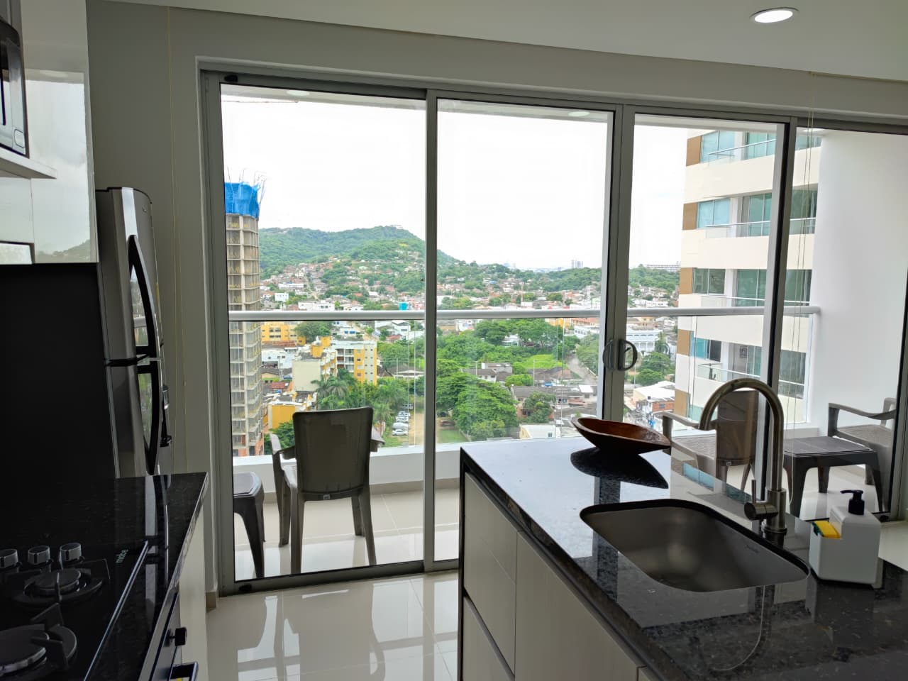 Apartamento en venta en Marbella, Cartagena · foto 2 de 17