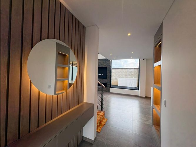 Casa de 3 alcobas en venta en Lomitas, La Ceja, 255 m² · foto 6 de 24