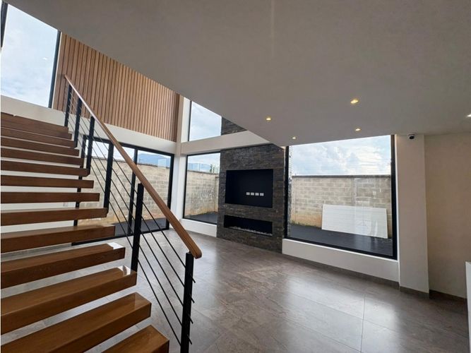 Casa de 3 alcobas en venta en Lomitas, La Ceja, 255 m² · foto 13 de 24