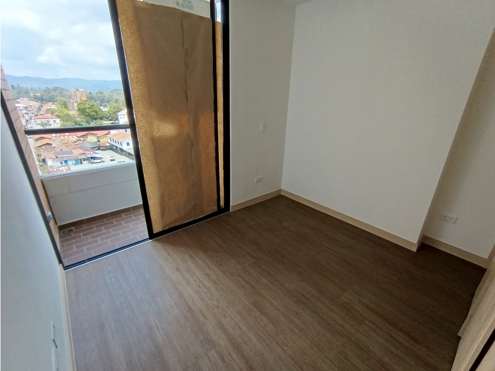 Apartamento en arriendo en Rionegro · foto 5 de 24