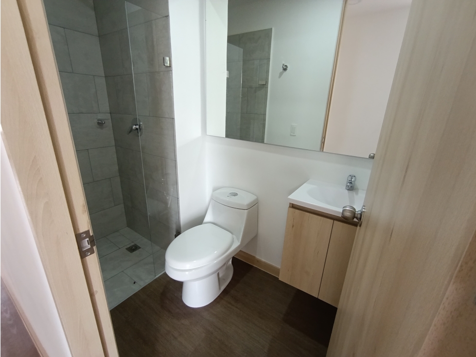 Apartamento en arriendo en Rionegro · foto 8 de 24