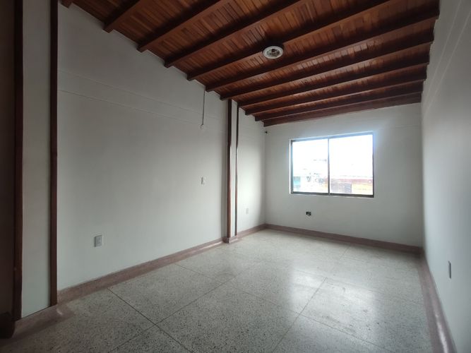 Casa de 3 alcobas en venta en El Contento, Cúcuta, 417 m² · foto 10 de 17