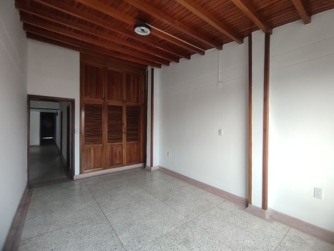Casa de 3 alcobas en venta en El Contento, Cúcuta, 417 m² · foto 11 de 17