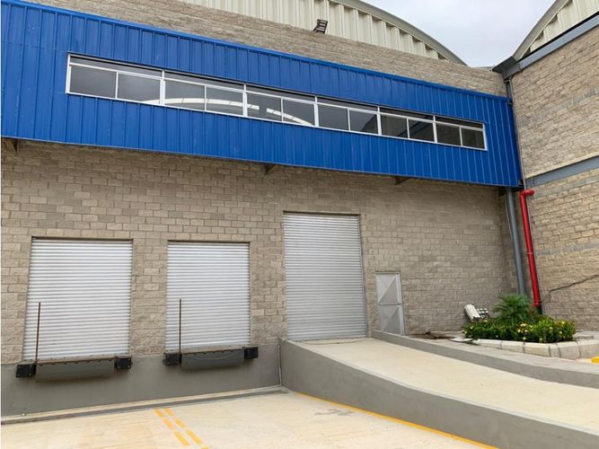 Bodega en arriendo en El Pueblo, Barranquilla, 691 m² · foto 2 de 16