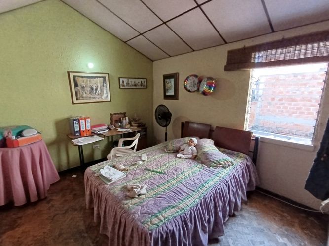 Casa de 3 alcobas en venta en La Merced, Cali, 147 m² · foto 8 de 18