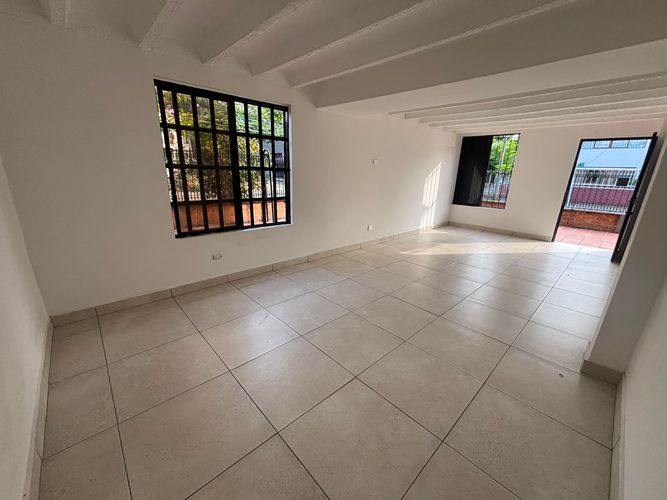 Casa de 3 alcobas en venta en La Merced, Cali, 102 m² · foto 13 de 14
