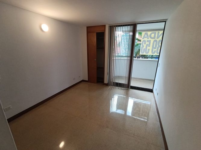 Apartamento de 2 alcobas en arriendo en Laureles, Medellín, 87 m² · foto 5 de 20