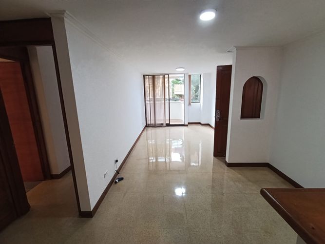Apartamento de 2 alcobas en arriendo en Laureles, Medellín, 87 m² · foto 8 de 20