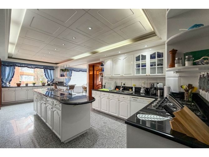 Apartaestudio en venta en Belmira, Bogotá, 407 m² · foto 8 de 19