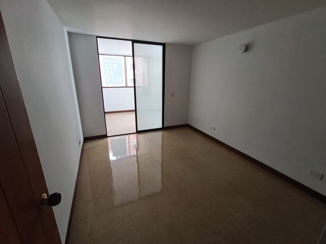 Apartamento de 2 alcobas en arriendo en Laureles, Medellín, 87 m² · foto 17 de 20