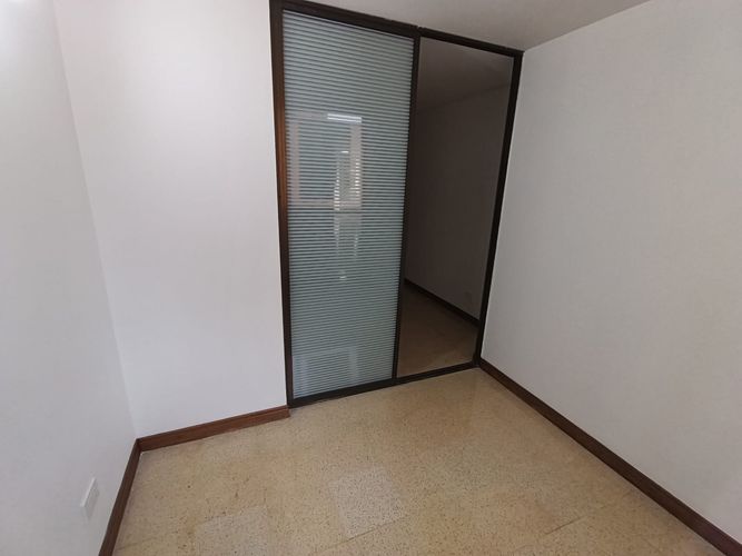 Apartamento de 2 alcobas en arriendo en Laureles, Medellín, 87 m² · foto 19 de 20