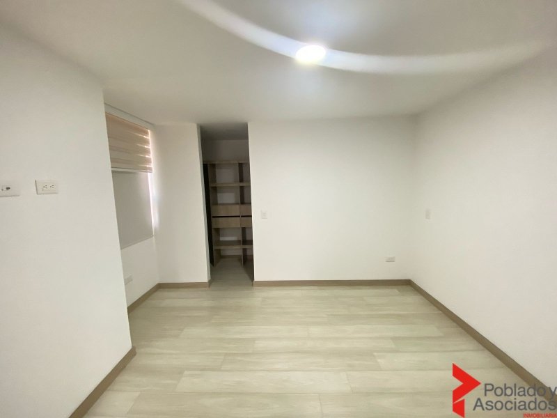 Apartamento en venta en El Carmelo Ii, Sabaneta · foto 8 de 24
