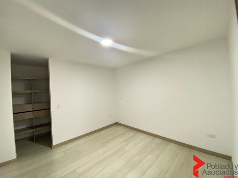 Apartamento en venta en El Carmelo Ii, Sabaneta · foto 9 de 24