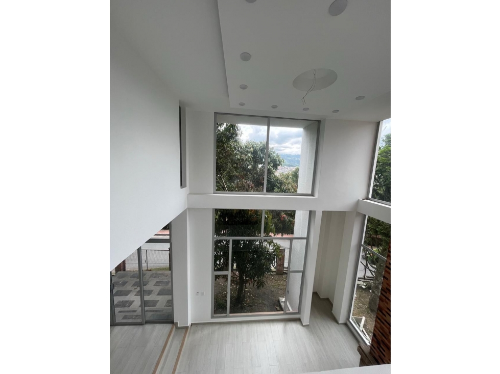 Casa en venta en Cerros De Alhambra, Manizales · foto 7 de 16