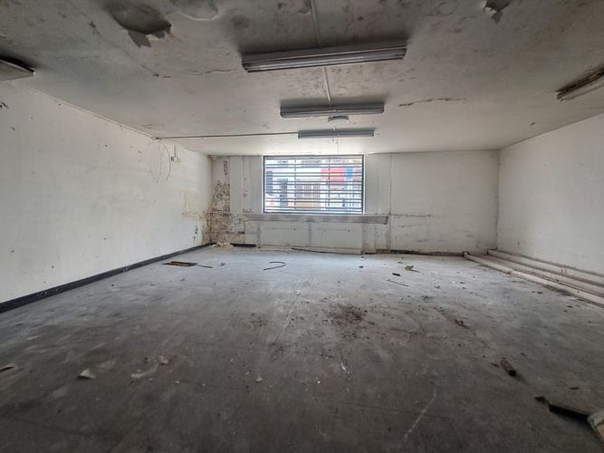 Bodega en arriendo en Sector Plaza De Bolivar, Pereira, 300 m² · foto 7 de 13