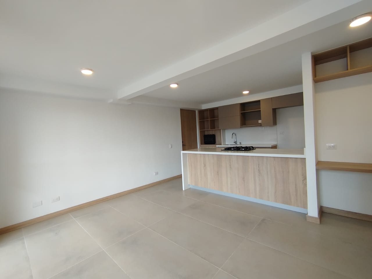 Apartamento en arriendo en Centro, Rionegro · foto 6 de 15