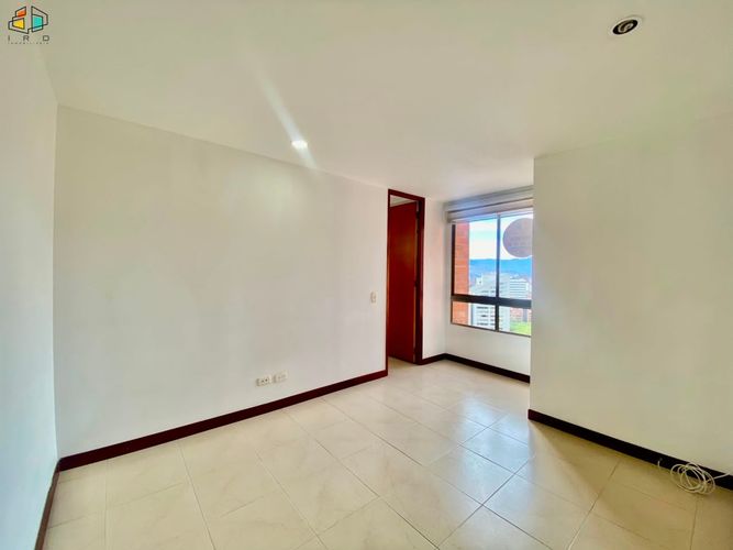Apartamento en arriendo en Milla De Oro, Medellín · foto 18 de 24