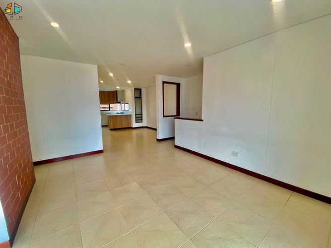 Apartamento en arriendo en Milla De Oro, Medellín · foto 5 de 24
