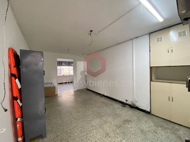 Local en arriendo en San Benito, Medellín, 35 m² · foto 4 de 12