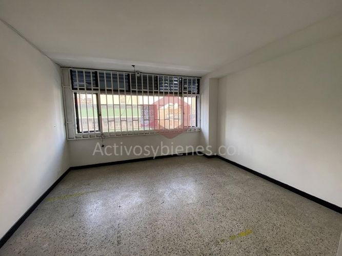 Local en arriendo en San Benito, Medellín, 35 m² · foto 7 de 12