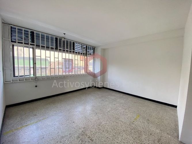 Local en arriendo en San Benito, Medellín, 35 m² · foto 8 de 12