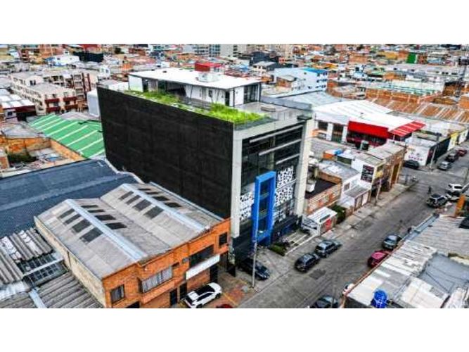 Bodega en venta en San Salvador, Barranquilla, 1538 m² · foto 2 de 7